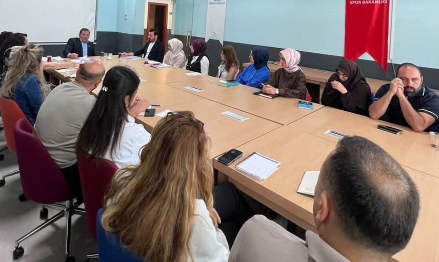 Talas Gençlik Merkezi'nde gençlik faaliyetleri istişaresi yapıldı