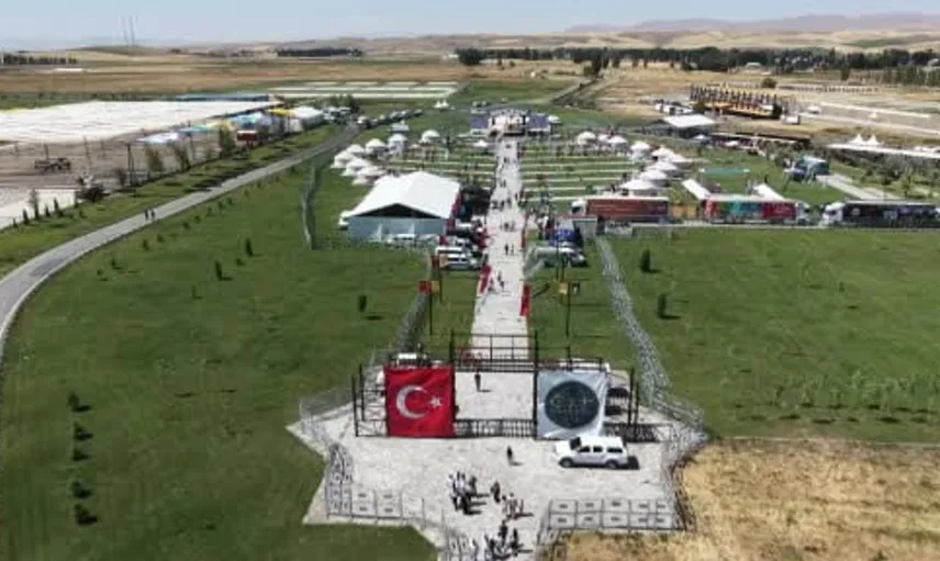 Malazgirt Zaferi’nin 955’inci yılı kutlamaları renkli etkinliklerle sürüyor