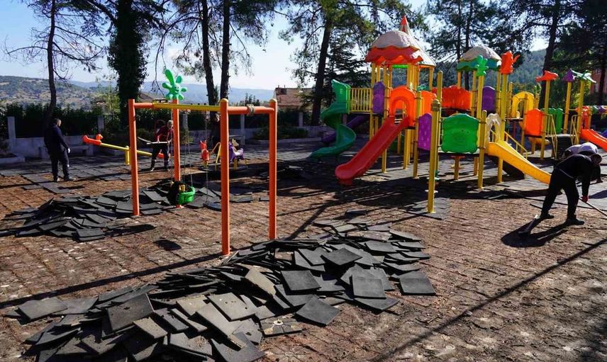 Bilecik Milli Egemenlik Parkı'nda yenileme çalışmaları tamamlanıyor