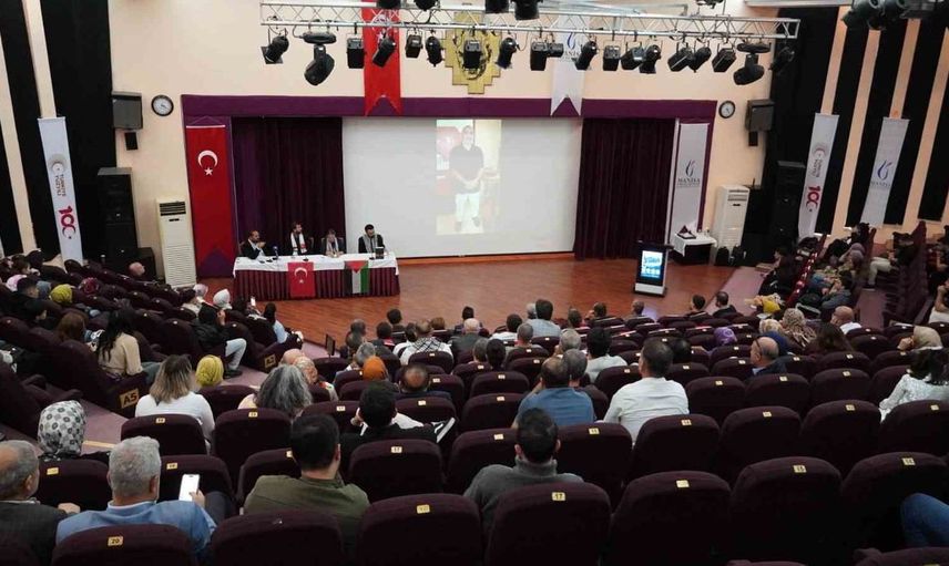 Manisa'da Gazze için düzenlenen panelde acı gerçekler paylaşıldı
