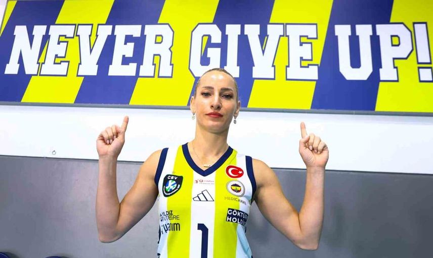 Gizem Örge: Yeni sezonun kupalarla taçlanacağına inanıyorum
