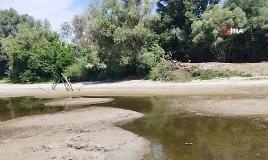 Tuna Nehri’nde alarm: Sırbistan’da 50 yılın en düşük su seviyesi