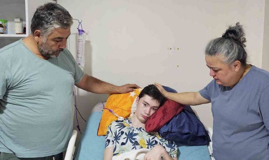 Çanakkale'de sınıf arkadaşının saldırısına uğrayan genç, ağır yaralı olarak tedavi ediliyor