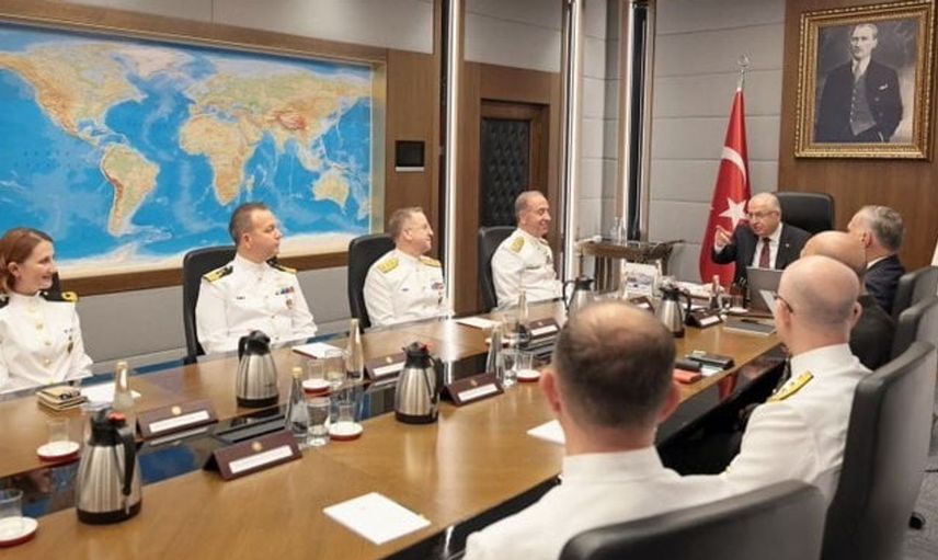 Savunma Bakanı Güler, Preveze Deniz Zaferi’nde kuvvet komutanıyla bir araya geldi