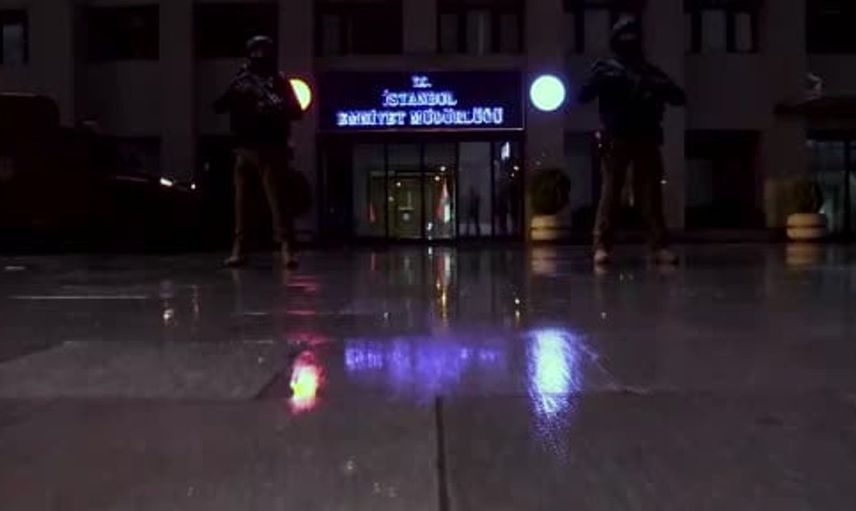 FETÖ operasyonunda 10 kişi gözaltına alındı: 12 milyon TL değerinde para ve altın bulundu