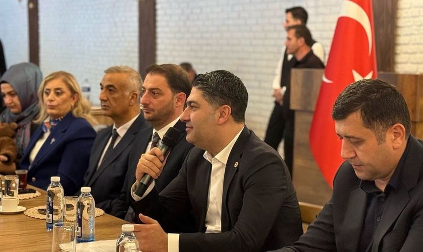 Kayseri’de MHP sahada, sorunları dinliyor