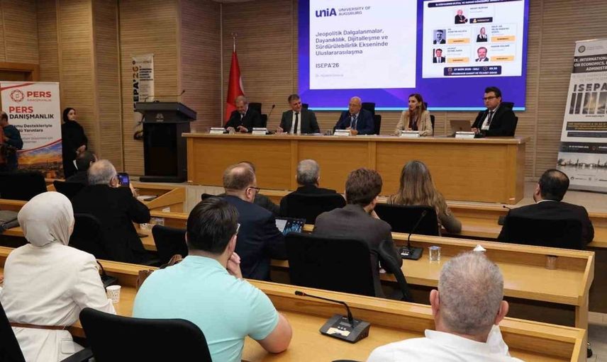 Diyarbakır'da ekonomi sempozyumu: Bölgesel kalkınma için yeni stratejilere ihtiyaç var