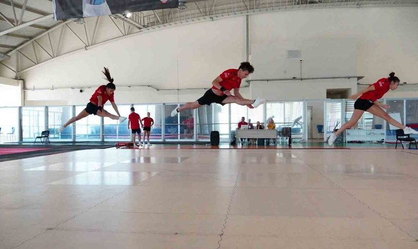 Manisa'nın genç sporcuları dünya şampiyonasında altın madalya peşinde