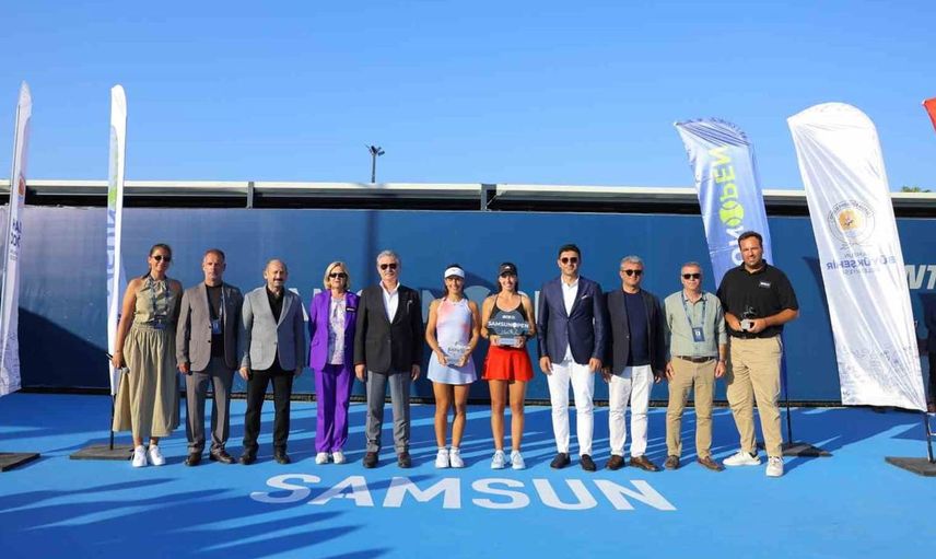 Samsun Open WTA 125 tenis turnuvasında şampiyonlar belirlendi
