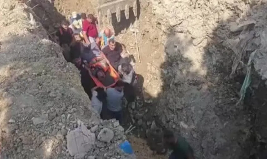 Hatay'da altyapı çalışmaları sırasında göçük: İki işçi hastaneye kaldırıldı