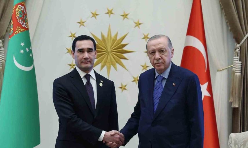 Cumhurbaşkanı Erdoğan, Türkmenistan Devlet Başkanı Berdimuhammedov ile önemli buluşma gerçekleştirdi