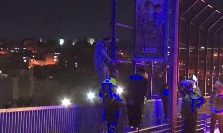 Haliç Köprüsü'nde intihar girişimi sonrası şahıs ikna edildi