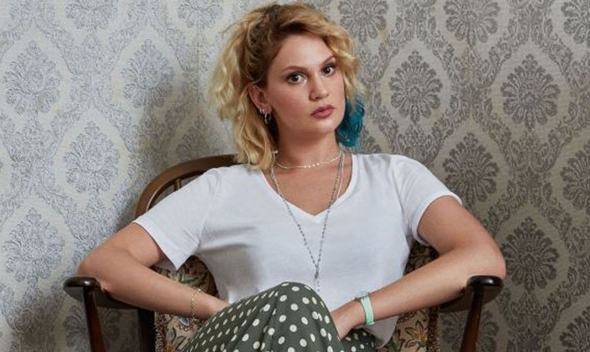 Farah Zeynep Abdullah'ın Bergen filminde seslendirdiği Bana Neler Vaadettin şarkısı sosyal medyada gündeme oturdu