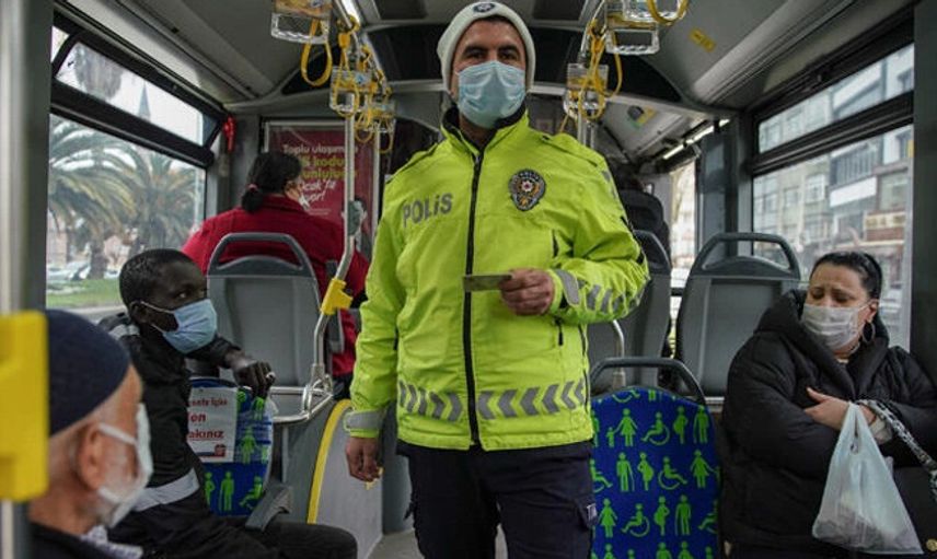 Fatih'te Toplu Ulaşımlara Koronavirüs Denetimi Yapıldı