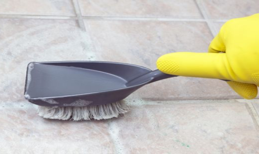 Fayans aralarındaki kirlere veda edeceksiniz! Parlaklığı 5 metre öteden belli olacak