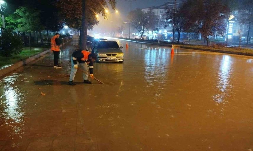Boyabat’ta sağanak yağmur sonrası altyapı sorunları tekrar gündeme geldi