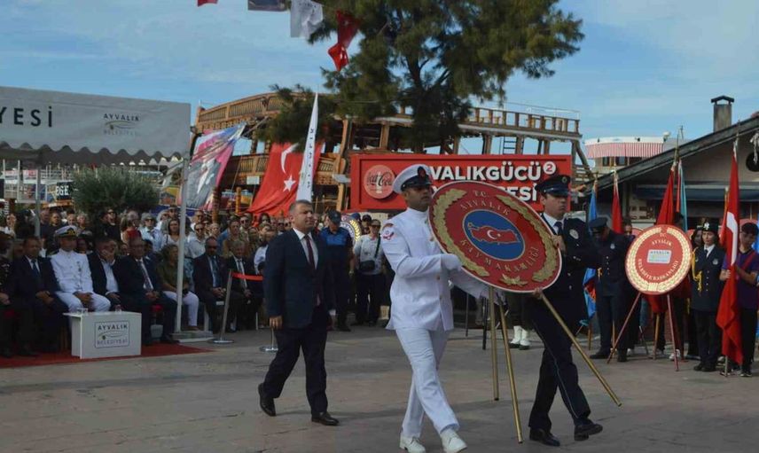 Ayvalık'ta 104. kurtuluş yıl dönümü coşkuyla kutlandı