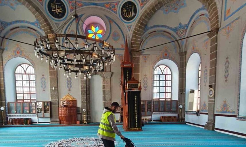 İlkadım Belediyesi’nden ibadethanelere ve okullara büyük destek: 15 milyon TL'yi aştı