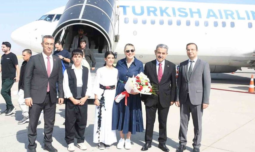 Cudi Cup finalleri için Şırnak’a gelen tenis federasyonu başkanı yoğun ilgiyle karşılandı