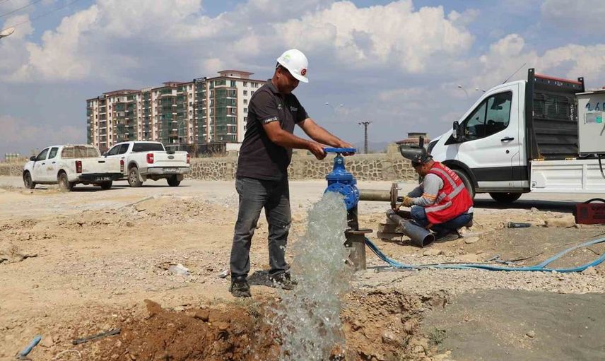 Hatay'da büyük ailelere özel su tarifesi uygulaması devam ediyor