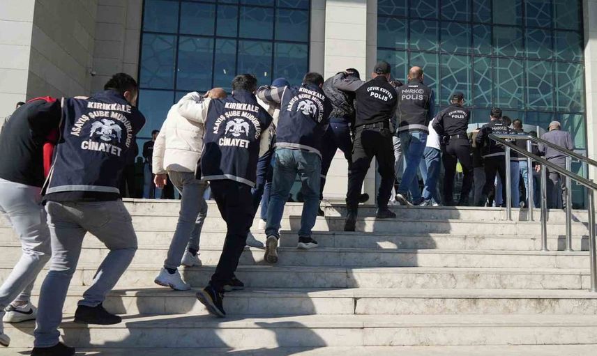 Kırıkkale'de fuhuş operasyonunda gözaltılar: İki kadını kötü yola sürükleyen şüpheli tutuklandı