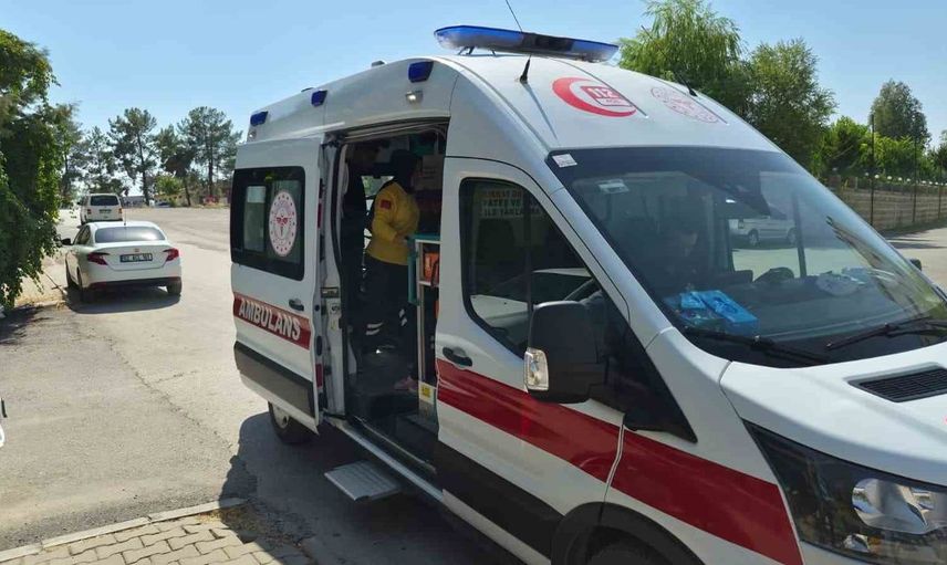 Adıyaman'da otomobil ve motosiklet çarpıştı: 1 kişi yaralandı