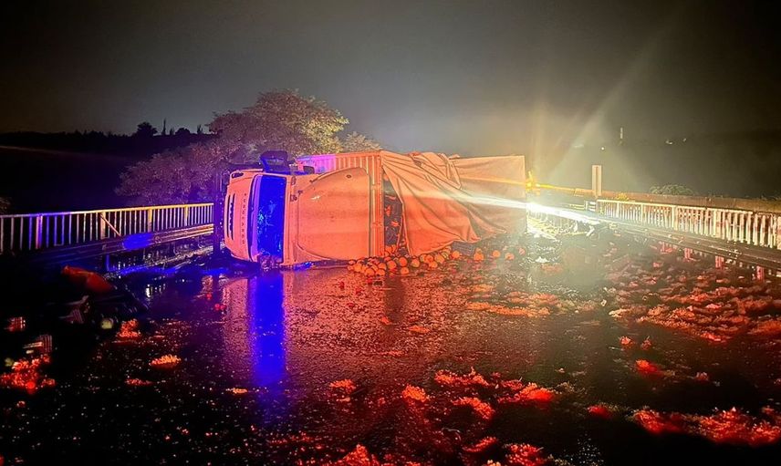 Manisa’da yağışlı havada zincirleme kaza: 7 yaralı