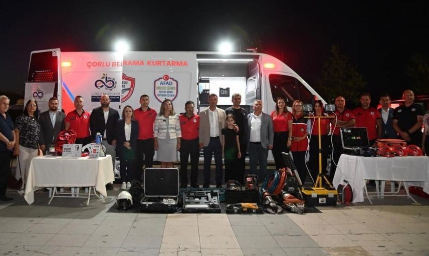Tekirdağ'da 17 Ağustos Marmara Depremi'nde hayatını kaybedenler dualarla anıldı