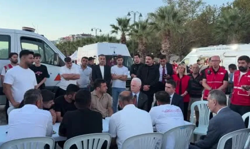 Silivri'de gemi kazası sonrası vali Gül'den açıklama: Bilgiler çok kısa sürede alınacak