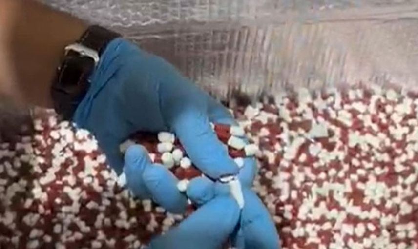 Mersin’de sentetik ecza imalatına yönelik operasyonun bilançosu büyüyor