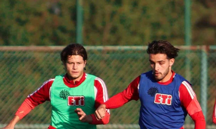 Eskişehirspor, Bursa Yıldırım SK'ya karşı galibiyet için hazırlık yapıyor