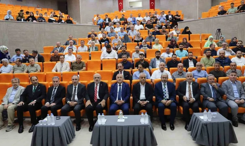 Elazığ'da klasik kıraat meclisi programı başladı