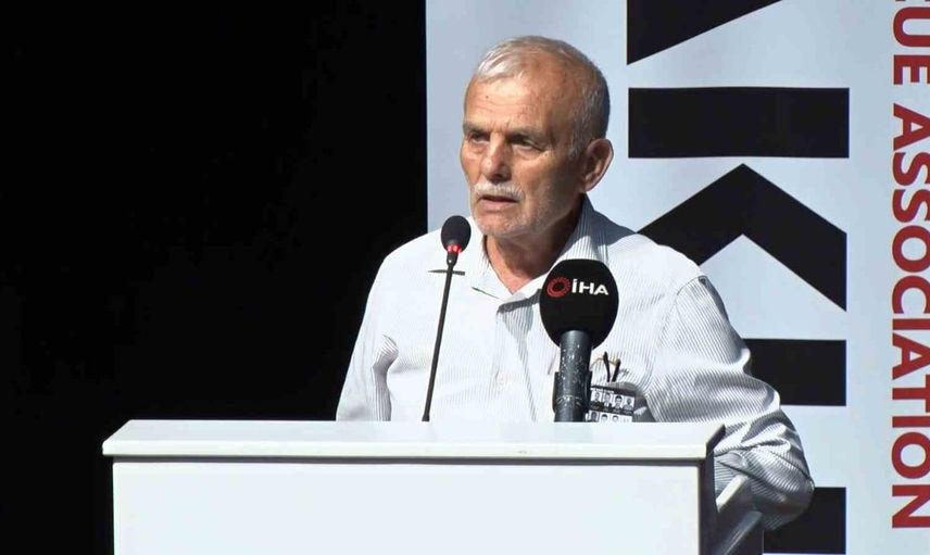 Seyitgazi'deki orman yangınında şehit olan 10 kişi anıldı