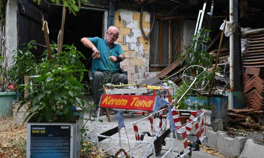 Geri dönüşümle çocukların yüzünü güldüren dede: Ali Rıza İşçi