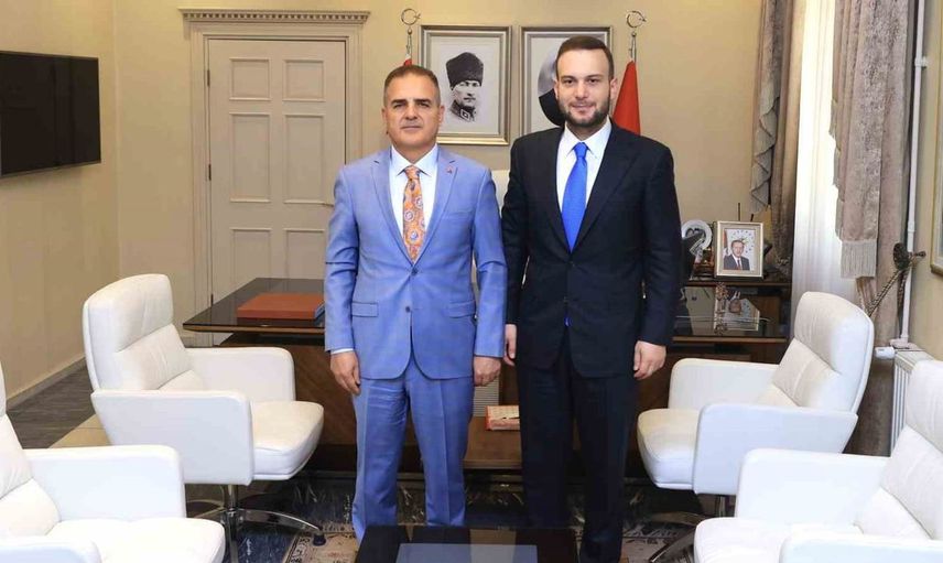 Sıfır Atık Vakfı Başkanı Ağırbaş, Muğla Valisi ile çevre projelerini görüştü