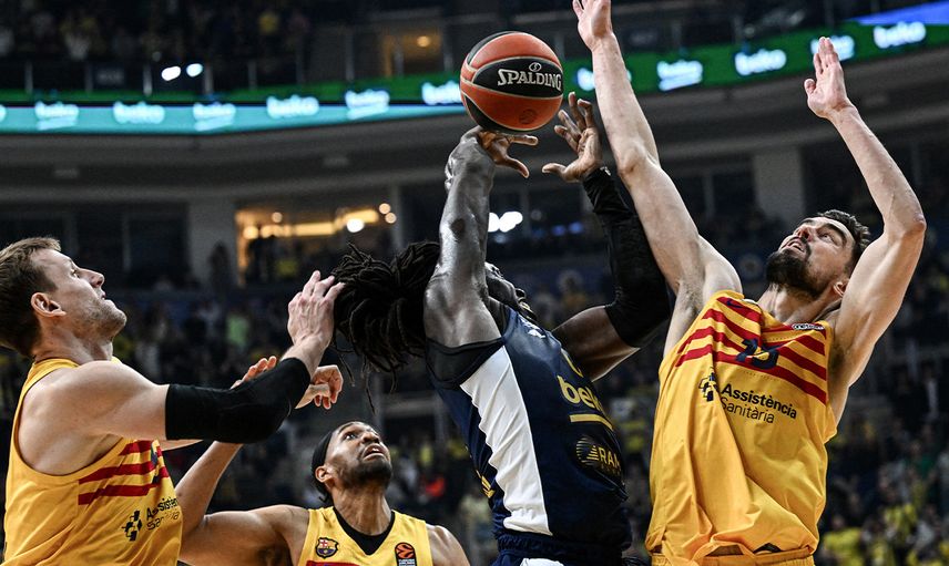 Fenerbahçe Beko seriye bağladı: Evinde Barcelona'yı mağlup etti