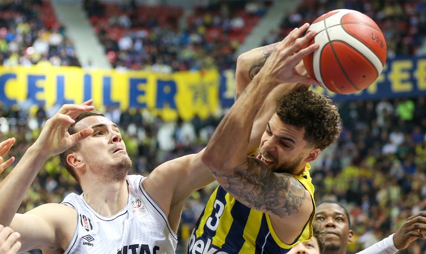 Fenerbahçe Beşiktaş'ı derbide farklı yendi: Finalde Anadolu Efes'in rakibi oldu