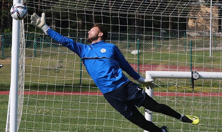 Fenerbahçe, Çaykur Rizespor'un kalecisi Tarık Çetin'i transferde gündemine aldı!