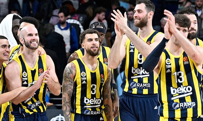 Fenerbahçe güle oynaya Euroleague'de play-off'ta!