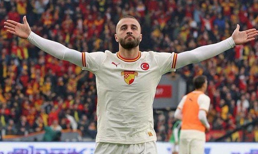 Fenerbahçe Listesinin İlk Sırasında Yer Alan İsim: Alpaslan Öztürk!