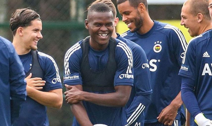 Fenerbahçe Samatta'ya Güveniyor