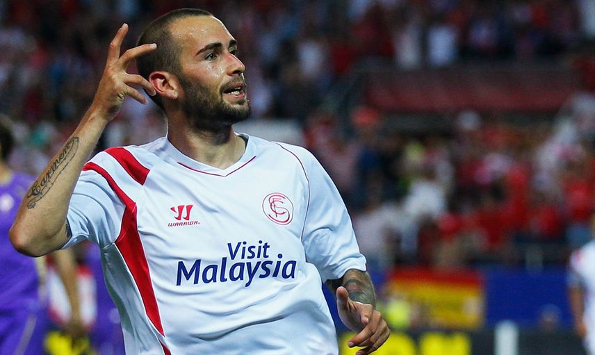 Fenerbahçe ve G.Saray'dan Sevilla'nın Sağ Beki Aleix Vidal'e Sıkı Markaj