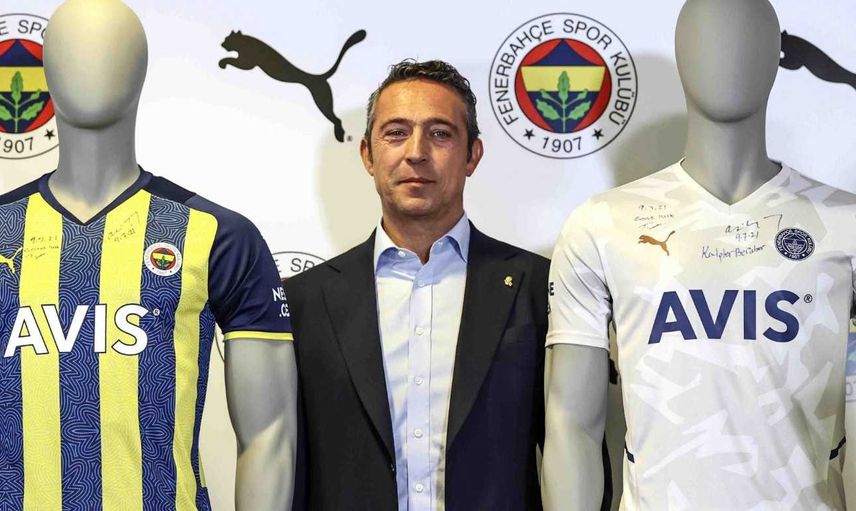 Fenerbahçe yeni sezon formaları ne zaman satışa çıkacak, kaç yıldız olacak? FB yeni sezon forma 2023 belli oldu mu? Fenerbahçe yeni sezon forma fiyatları