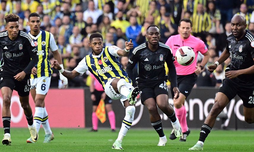 Fenerbahçe zirve yarışını bırakmadı: Beşiktaş'ı evinde mağlup etti
