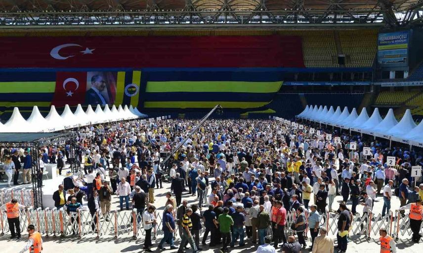 Fenerbahçe’de başkanlık seçimi heyecanı: Aziz Yıldırım ve Ali Koç’un listeleri netleşti