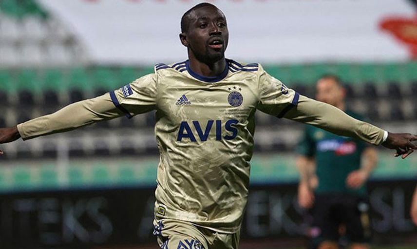 Fenerbahçe'de Cisse 11'e Geri Dönüyor