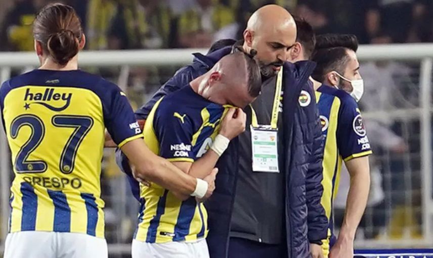 Fenerbahçe'de Göztepe maçında sakatlanan Dimitrios Pelkas'dan kötü haber geldi! İşte Fenerbahçe'den yapılan Pelkas açıklaması...