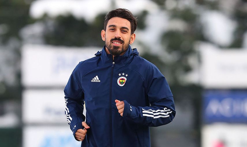 Fenerbahçe'de İrfan Can Kahveci, Konyaspor maçı öncesi takım arkadaşlarına Şampiyonlar Ligi hedeflerinin önemini anlattı!