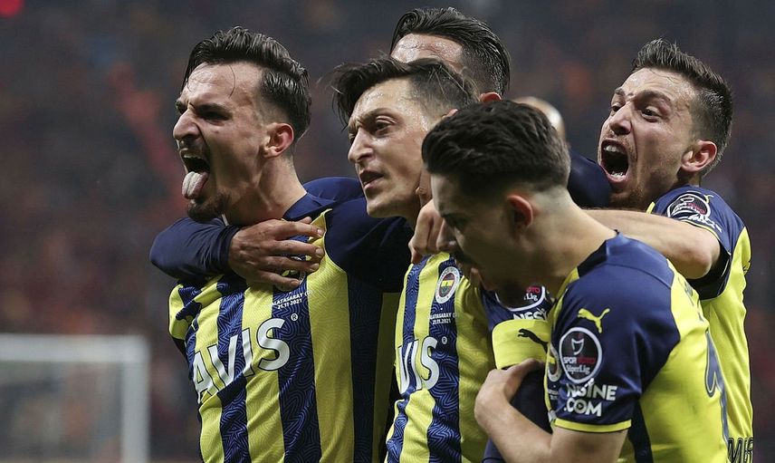 Fenerbahçe'de Olympiakos Maçı Öncesi Mesut Özil Sakatlandı!