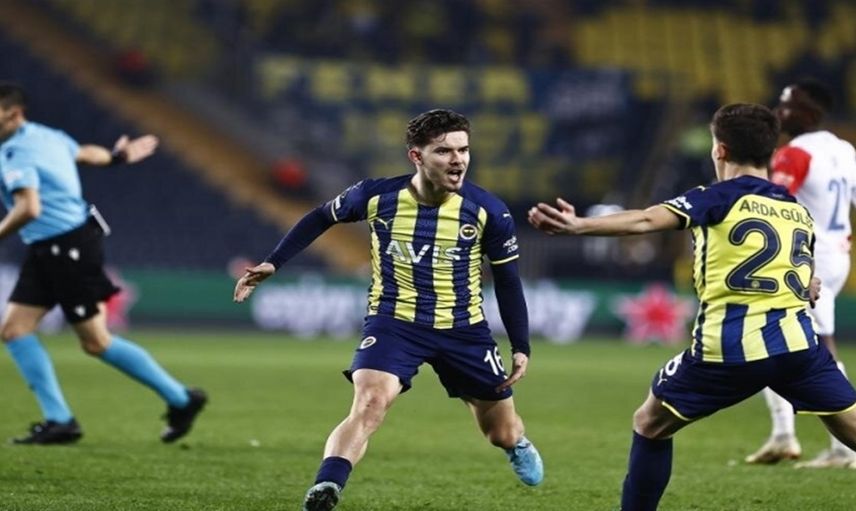Fenerbahçe'de Sosa kadro dışı bırakıldı mı, neden kadro dışı bırakıldı? Magazine düşen görüntüler oyuncuyu üzdü